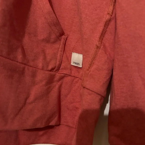 NWOT Vuori Perfomance Hoodie in Orange - Picture 3 of 8